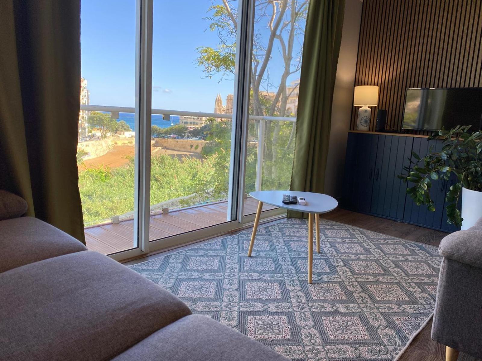 Apartment St Julians Seaviews Hilltop House